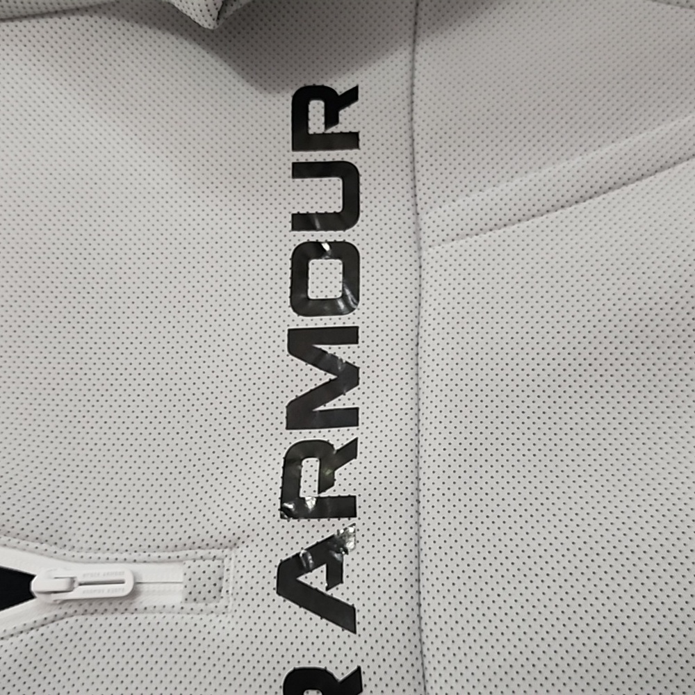 Under Armour Pullover Size: M - Picture 4 of 12